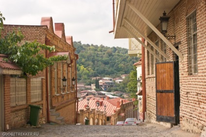 Sighnaghi - capitala vinului din Georgia călătorim singuri cum să ajungem acolo, ce să vedem, unde să dormim, ce