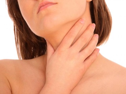 Simptomele și tratamentul durerii în gât, semne de durere în gât, prevenirea bolii gâtului