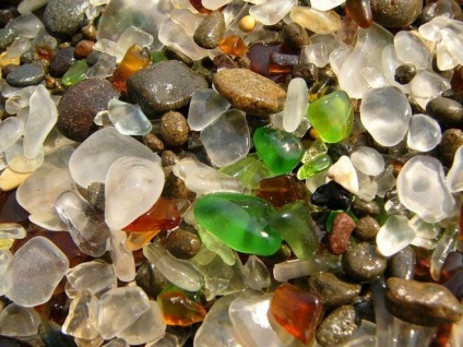 Plaja de sticlă din California, minunile naturii