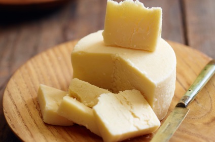 Brânza de brânză și brânza sunt bune și cum diferă acestea, care este diferența