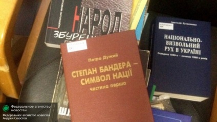 Biblioteca ucraineană, autorii și avocații acesteia