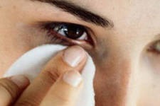 Îngrijirea pielii din jurul ochilor, încântătoare
