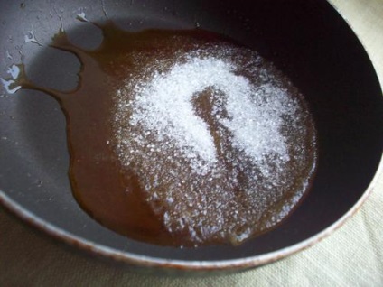 Zahăr de lapte fiert (sherbet) cu arahide, o rețetă cu o fotografie