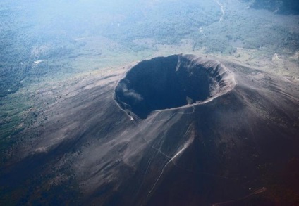 Mare și teribil Vesuvius (13 poze)