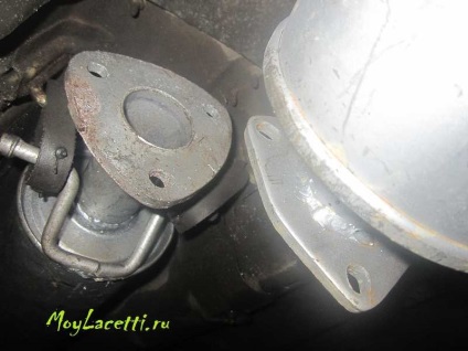 Sistemul de evacuare Chevrolet Lacetti, latchetti