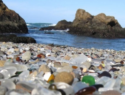 Kaliforniában alakult ki a hulladéklerakó Glass Beach, a News