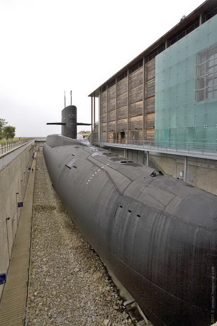 În interiorul submarinului nuclear