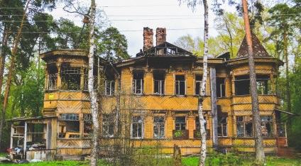 Abandonat rezidențe de vară bogate xix (20) secol sub Petersburg