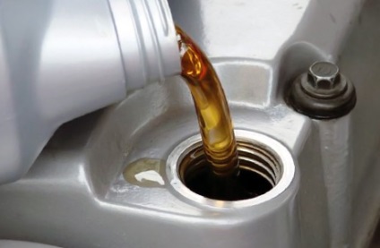 Schimbarea uleiului în motorul mașinii și 7 mituri comune, mașini de la și către