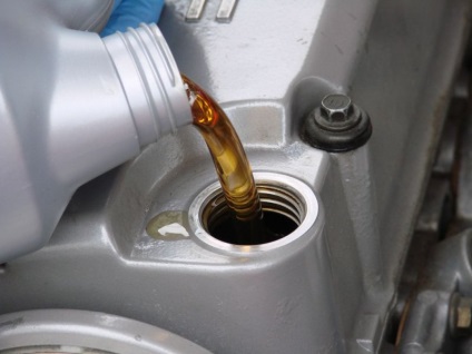 Înlocuirea uleiului de motor VAZ 2107 reprezintă cantitatea și cantitatea de litri care trebuie umplută