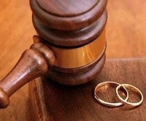 Soția vrea să depună dosar pentru divorț, ce să facă, cum să-și întoarcă soția