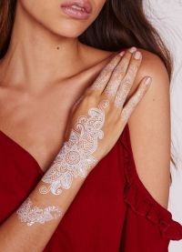 Hemna albă pentru mehendi