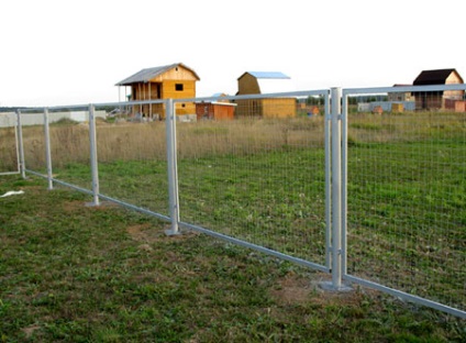 Beton és fém kerítések és kerítés termőterület és létesítmények