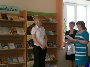 Ceremonia de răsplătire a participanților, câștigătorii concursului de booktrikers 