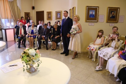 Chelyabinsk și englezul au jucat o nuntă în muzeul localnicilor