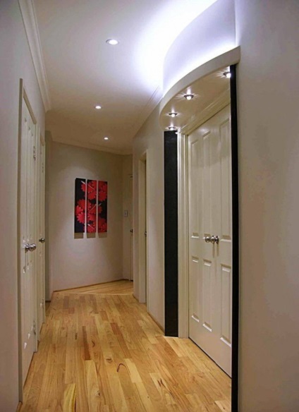 A design az előszoba és folyosó kialakítása saját kezűleg, fali dekoráció, folyosó lakberendezési tárgyak, bútorok