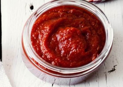 Homemade ketchup din rosii conservate - retete pentru gustari