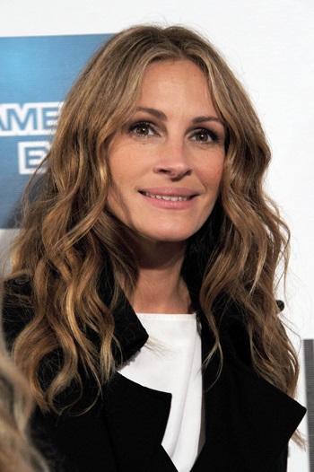 Julia Roberts visszatért a fény színét a haj, pletyka