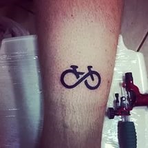 Fotografie și semnificația tattoo biciclete