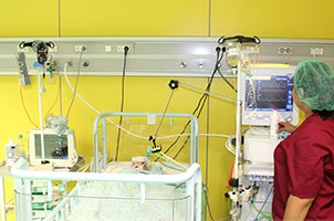 Acasă - centrul de perinatologie și cardioterapie pediatrică