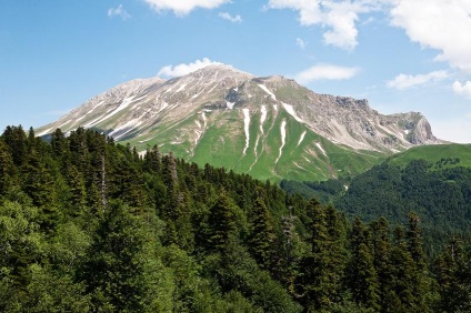 Muntele Oshten, Călătorul