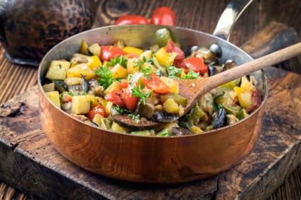 Főzés otthon ratatouille recept lépésről lépésre, a hivatalos honlapján receptek Julia Vysotsky