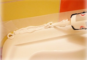 Cum și de ce să utilizați etanșantul siliconic pentru baie, caracteristici de utilizare
