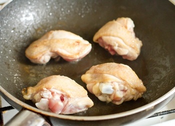 Főzni csirke bor és tejszínes mártással, almával - bizonyított lépésről lépésre recept fotók