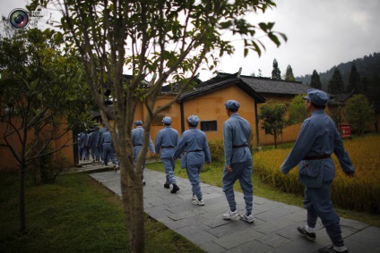 Cum să devii un bun comunist în China, știri în fotografie