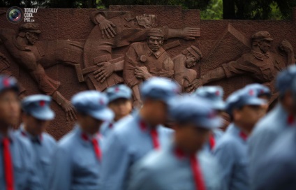 Cum să devii un bun comunist în China, știri în fotografie