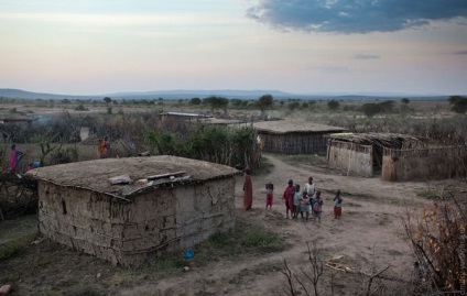 Cum trăiește Maasai, mai proaspăt - cel mai bun din Runet pentru o zi!