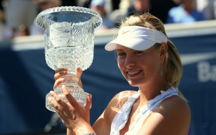 Biografie scurtă a lui Maria Sharapova, fotograf, tenis, viață personală și realizări sportive