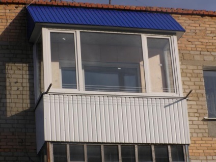 Acoperiș pe balcon instalarea unui acoperiș pe un balcon dintr-un parchet profesional