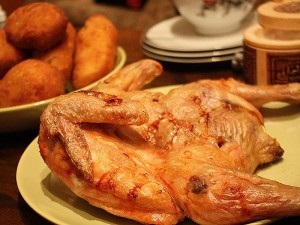 Csirke fokhagyma só, ember főzés helyszínen - a legjobb receptek fotókkal