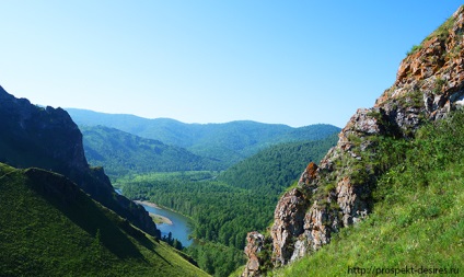 Traseu făcut manual în Khakassia cu mașina - prospect de dorințe