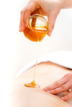 Honey masszázs, indikációk, technika, anticellulit-méz masszázs