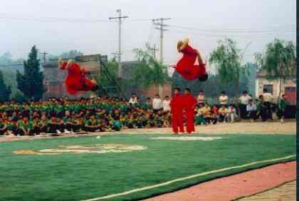 Incredibil de dificil de formare shaolin kung fu în Shaolin, magazin online, fotografii, gratuit