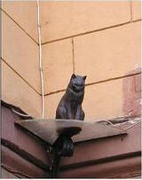 Monumentul unei pisici și unei pisici din Sankt Petersburg - monumente și fântâni ale lumii