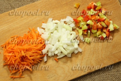 Töltött paprika rizs és zöldségek