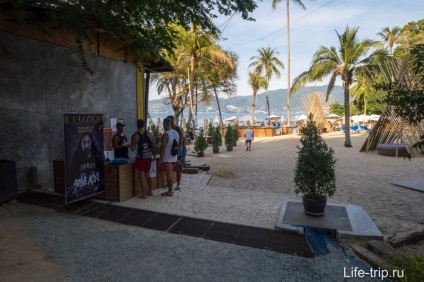 Paradise beach vagy paradicsom strand, európai hely közelében Patong