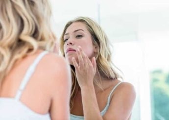 Cauze de umflare a feței dimineața la femei și tratament
