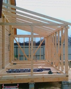 Construim o verandă la o casă de țară