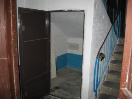 Extensie sub scări sau garaj pentru scuter - dordome