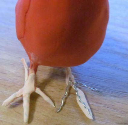 Păsări din plastic de catifea