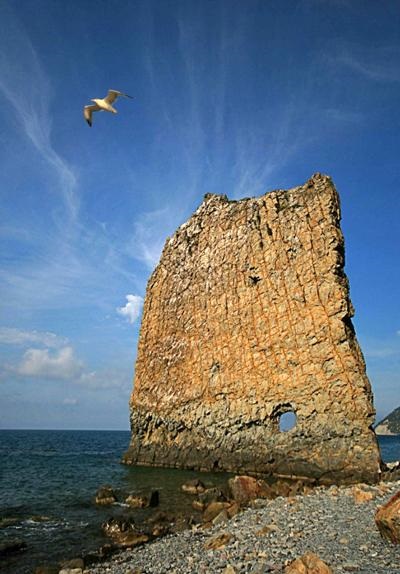 Cele mai spectaculoase stânci de mare ale planetei