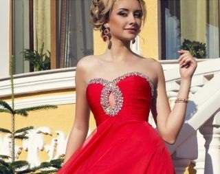 Cu ce ​​să poarte o rochie de dantelă albă creează o imagine frumoasă - pulsul frumuseții feminine și al modei