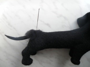 Wool dachshund pas-cu-pas master-clasa pe felting uscat