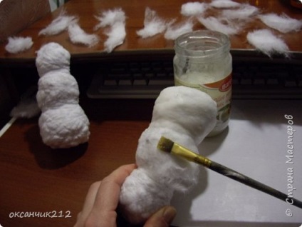 Oameni de zăpadă din bumbac papier-mache, țară de maeștri
