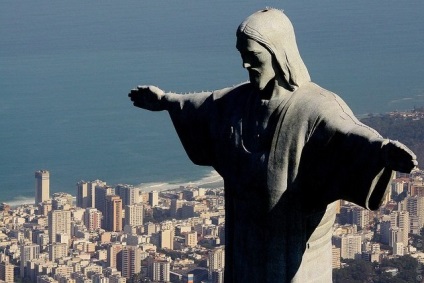 Statuia lui Hristos Răscumpărătorul din Rio de Janeiro, Brazilia