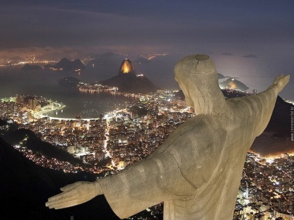 Statuia lui Hristos Răscumpărătorul din Rio de Janeiro, Brazilia